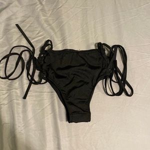 High waisted side tied bottoms